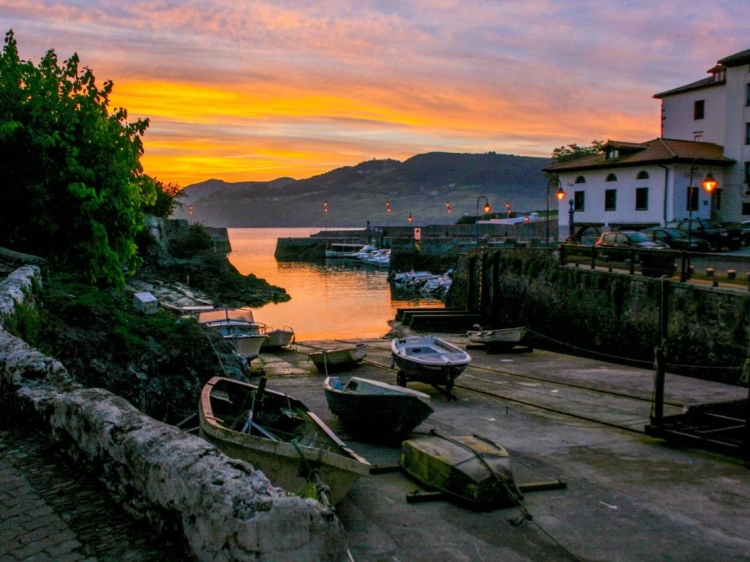 Kleines Hotel mit Meerblick in Baskenland Mundaka