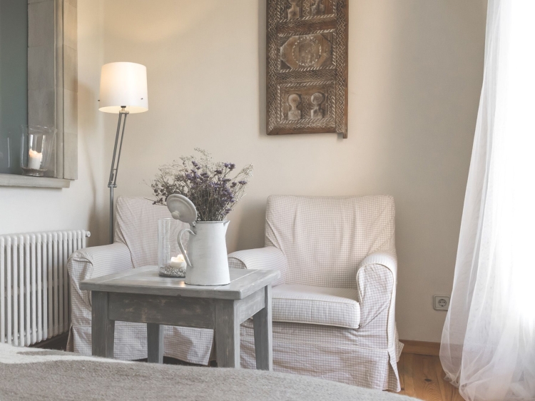 Can Caponet Lliçà d'Amunt hotel b&b costa brava girona