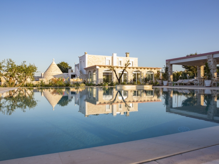 Leonardo Trulli resort puglia Hotel boutique charmantes