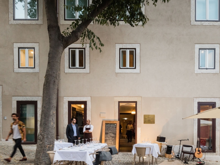Hotel santiago de alfama boutique beste lissabon design luxus romantik