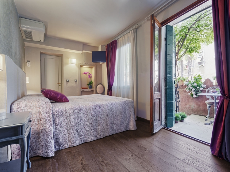 Doppelzimmer Locanda Fiorita billiges Hotel im zentralen charmanten Venedig