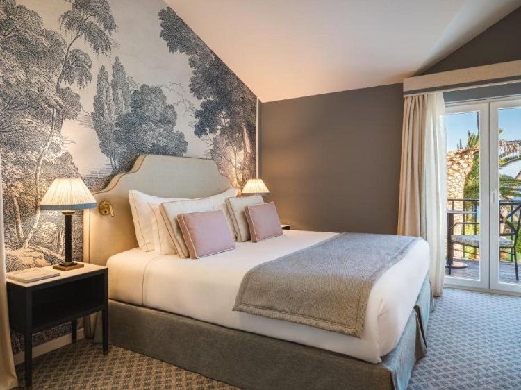 Longevity Senses - Cascais Boutique Hotel
