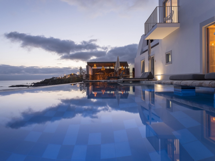 white exclusive suites villas azores Ponta Delgada S Miguel 