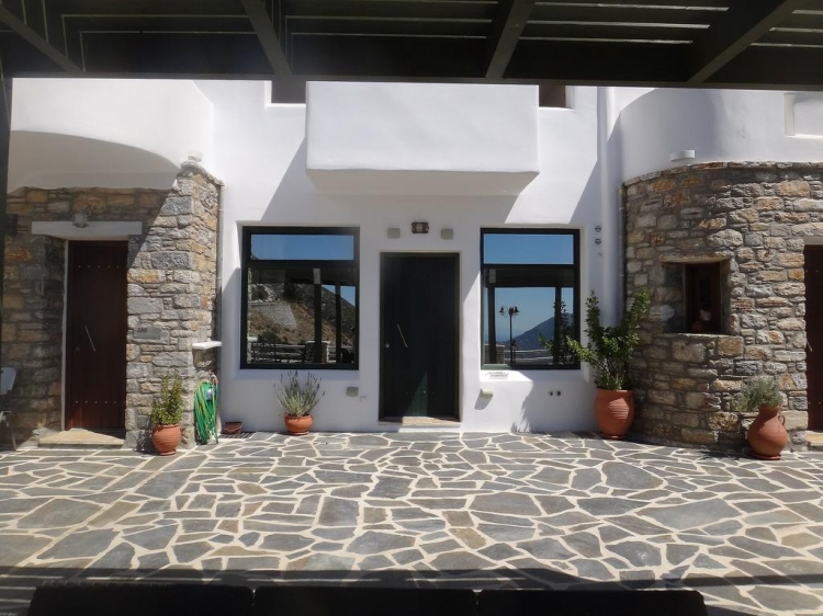 ELaiolithos Luxury Retreat Naxos autenthisch ländlich