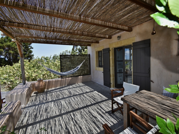 Traditional guesthouse Xenonas Fos ke Choros hotel villa kytira