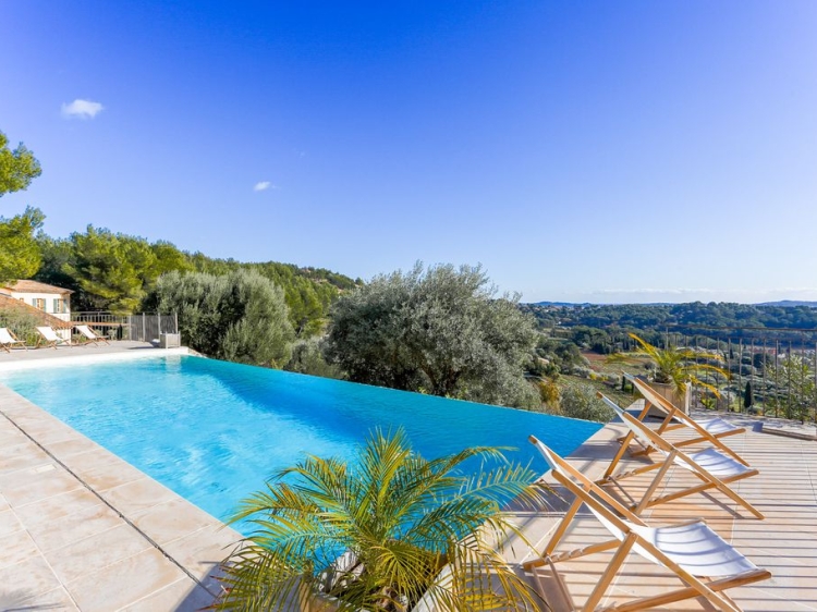 Villa des Oliviers   170 Chemin de la Tourelle, 83110 Sanary-sur-Mer, 