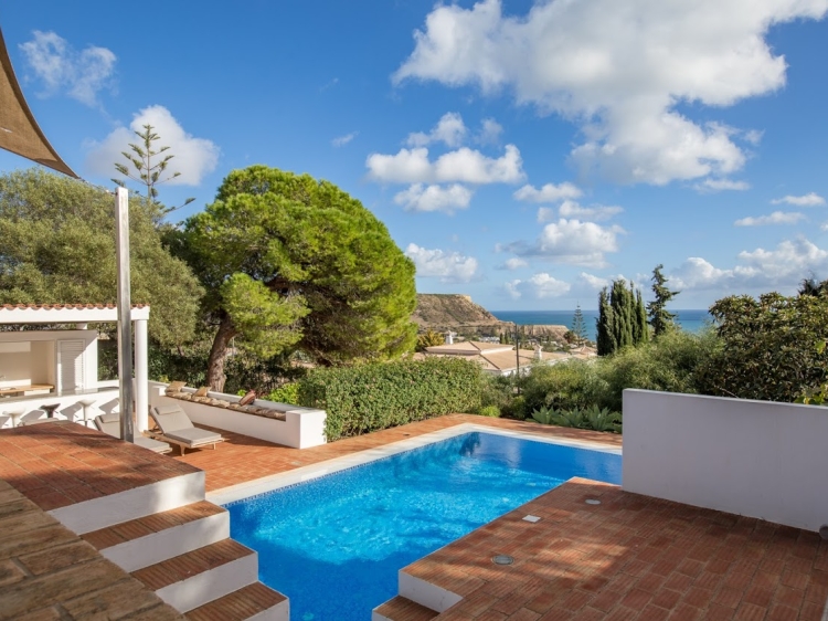 ferienhaus an der algarve mit pool und meerblick