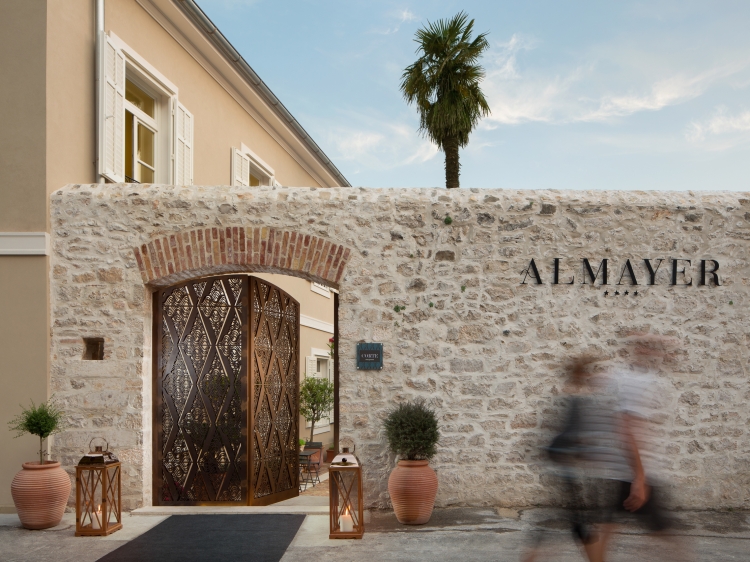 Almayer Art&Heritage Hotel