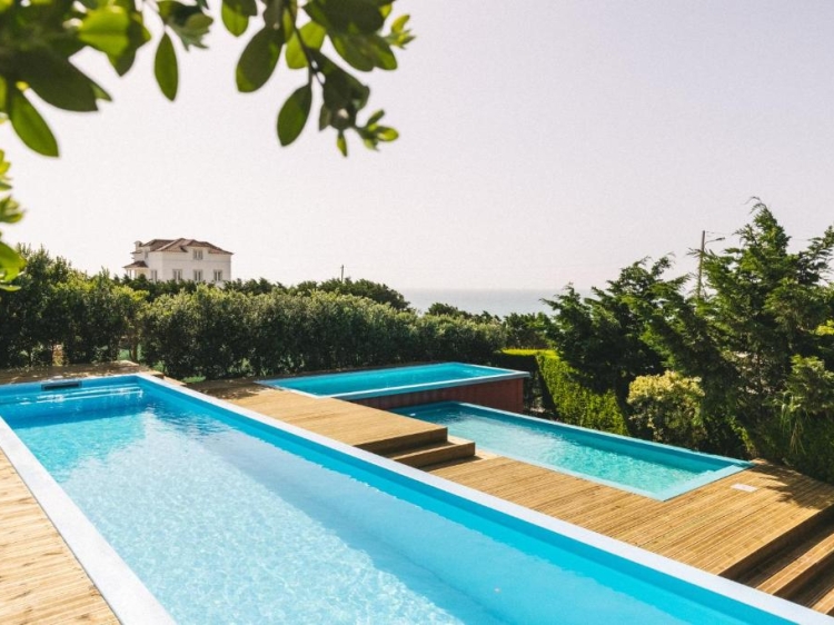 You and the sea aparthotel in Ericeira