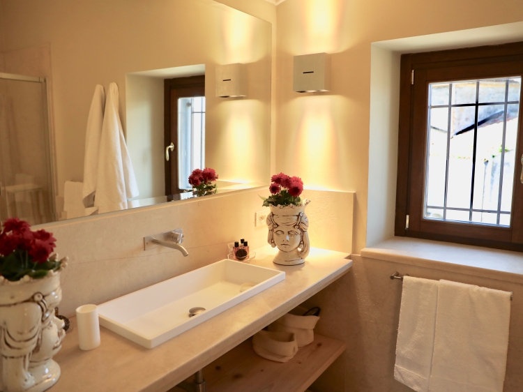 Double Superior Private Bathroom