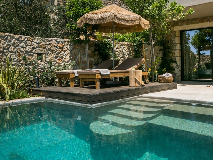 F Zeen Boutique bestes Hotel Boutique Luxus in Kefalonia, Livathos