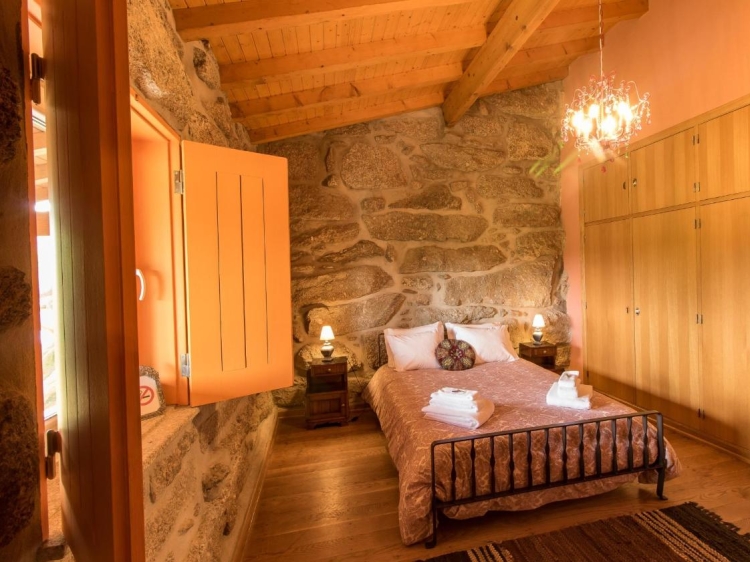 Chão do Rio Ferienhaus Ferienunterkunft Portugal auf dem Land Oeko Tourismus 