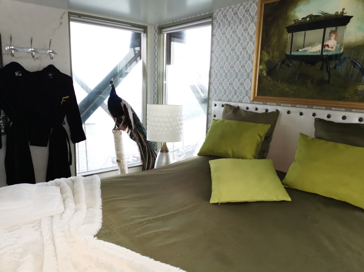 Kran Hotel Faralda in Amsterdam Holland