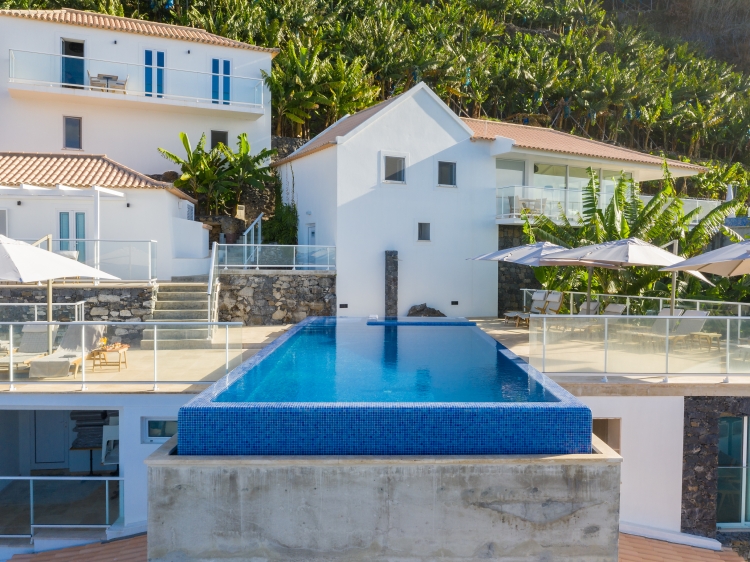 Escarpa– ​​The Madeira Hideaway Luxusapartments und Zimmer direkt am Meer