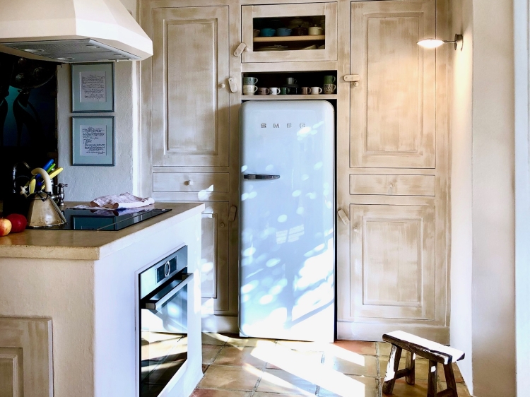 Wohnen im / Verweilen in der Villa Lavande Frankreich boutique hotel  besonders luxuriös aussergewöhnlich trendig schick cool klein