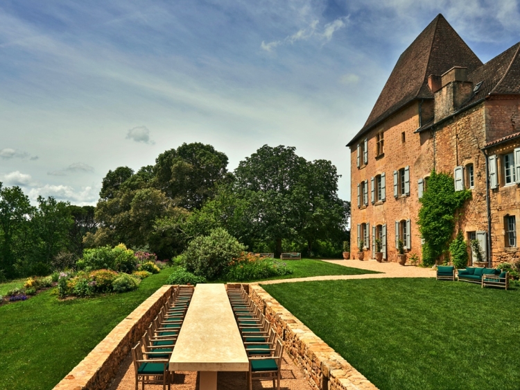 Schloss Chateau La Bourlie Urval Dordogne Frankreich kleine Boutique Hotels 