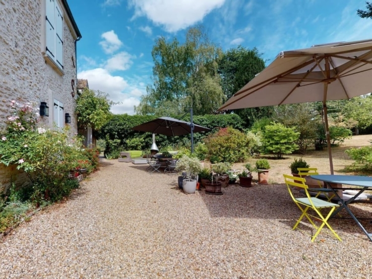 Glycines Country Guesthouse Paris