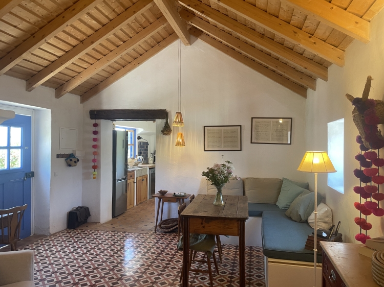 Charmantes Haus in Comporta melides Portugal, für 6 Personen in der Nähe des Meeres mit Schwimmbad nicht teuer, ganz in der Nähe des Strandes.