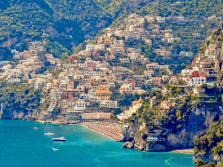 Positano Villa und Ferienhaus zu vermieten, luxuriös und romantisch direkt am Meer