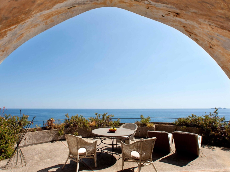 Positano Villa und Ferienhaus zu vermieten, luxuriös und romantisch direkt am Meer