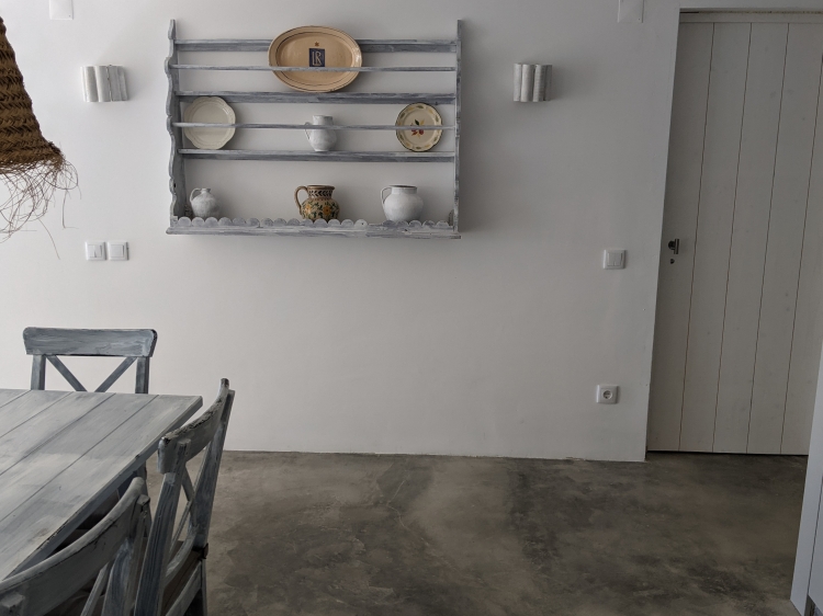 Dinning Table