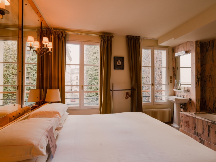 Hotel Amour Paris