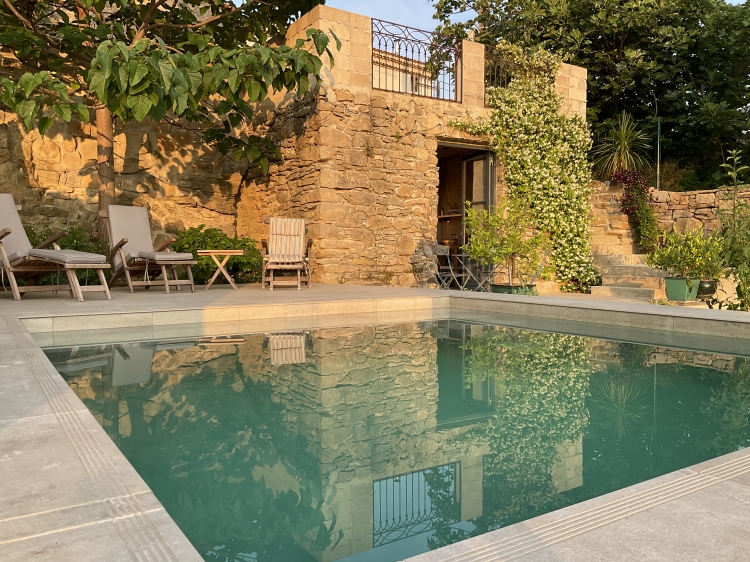 Haus zu vermieten mit Schwimmbad in Hérault / Occitanie