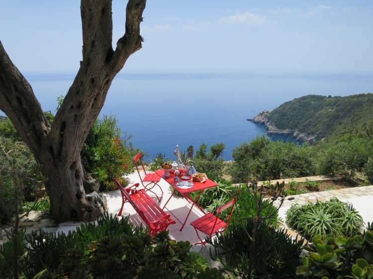 Panorama Zoe Paxos Holiday Home: Ferienhäuser, charmante und luxuriöse Villen und Boutique-Unterkünfte mit Schwimmbad auf den Ionischen Inseln.