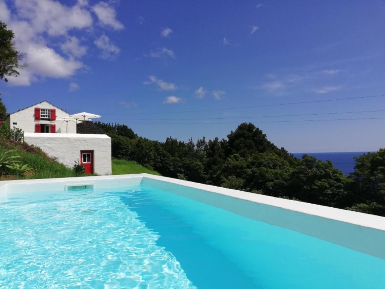 Outdoor Pool Azores Casas De Incensos Secretplaces