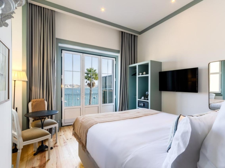 Schlafzimmer, westlight chalet cascais, portugal, secretplaces