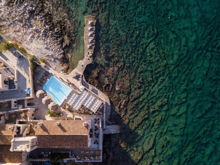 Kyrimai Hotel bestes romantisches Luxushotel am Meer in der Mani