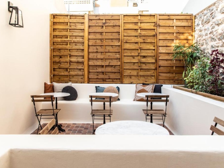 Terasse, monsieur didot hotel, athens, secretplaces