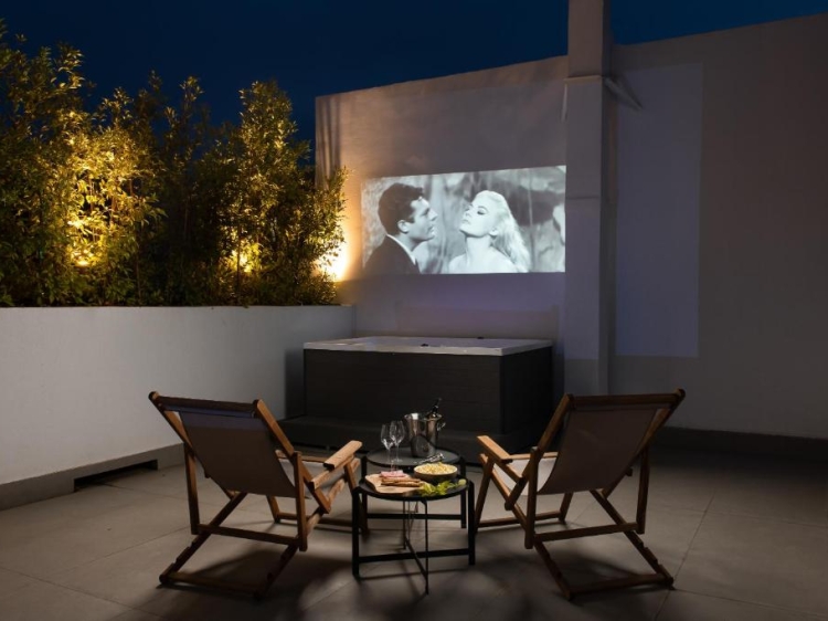 Kino auf Terasse, Athens flair, boutique hotel, Griechenland, Secretplaces