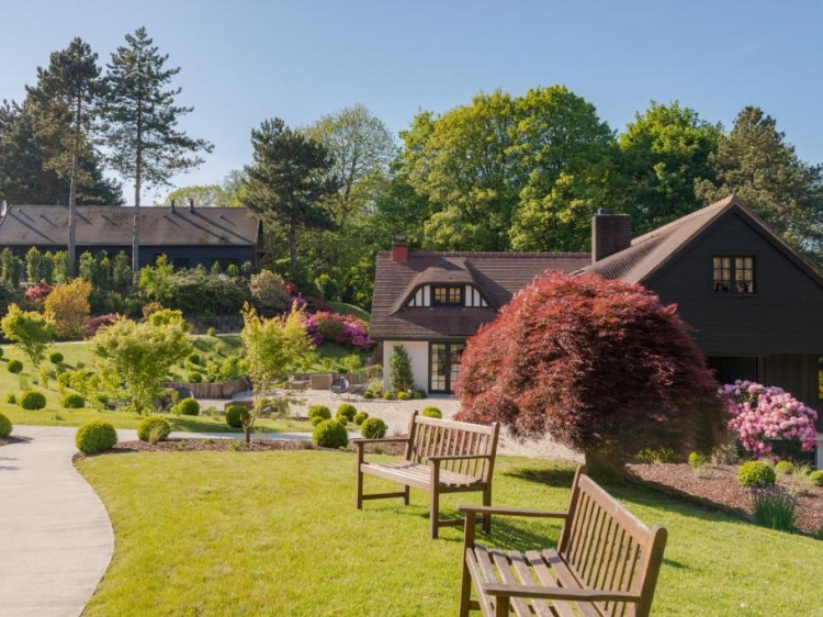 Les Pins de César, Landhotel in der Normandie