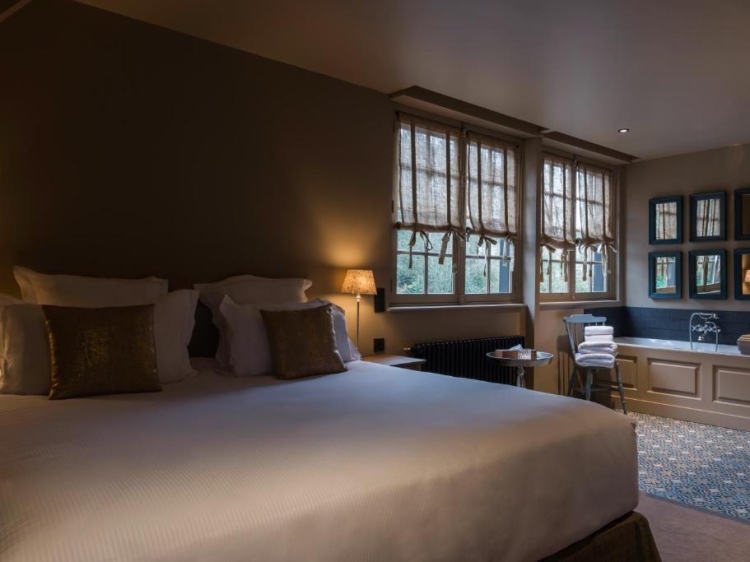 Zimmer im Les Pins de César, Landhotel in der Normandie