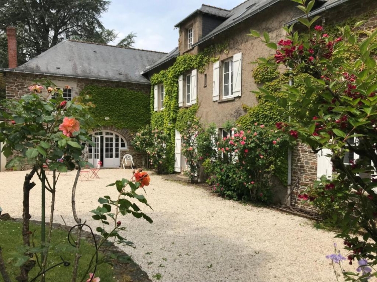 La Grimaudière charmantes b&b mit Schwimmbad Chapelle-sur-Erdre, Chambres d'hôtes