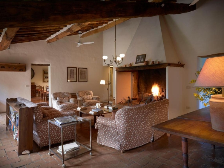Borgo Lucignanello Bandini mejor apartamento con encanto para alquilar en toscanaBorgo Lucignanello Bandini, beste charmante Wohnung zur Miete in der Toskana