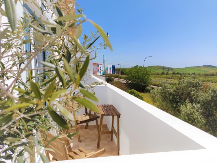 Terrasse mit Blick auf die Landschaft in Pure Fonte Velha B&B Algarve