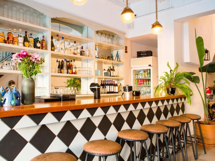 Barbereich im Boutiquehotel Port 7 in Agios Nikolaios