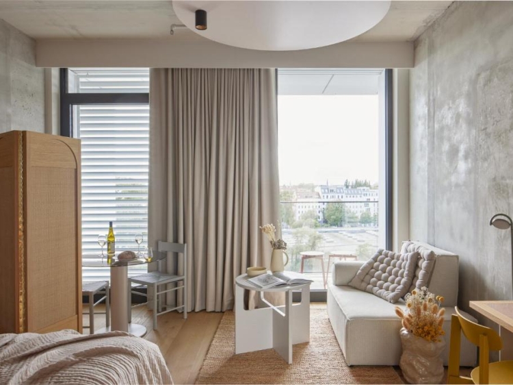Boutique-Hotel Locke at East Side Gallery in Berlin