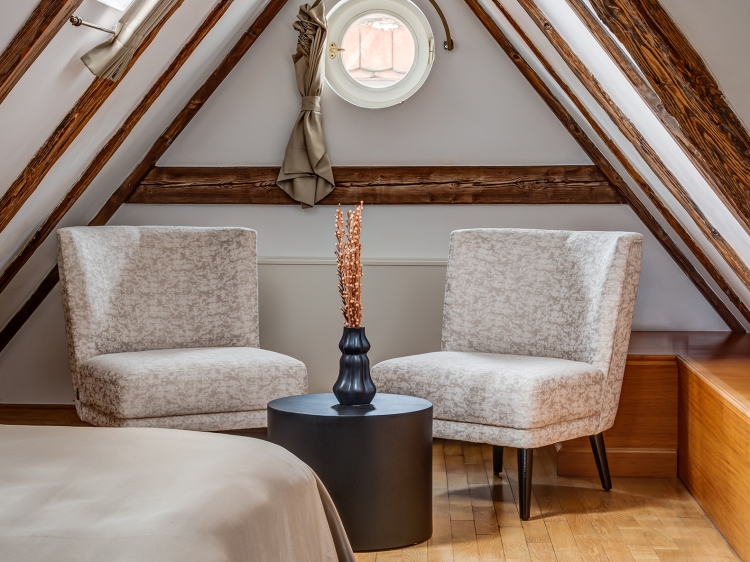 Hotel Nerudova 211. Boutique-Hotel in Prag. Charmante Hotels im Zentrum von Prag. Städtereisen. Familienausflüge. Familiengeführtes Boutiquehotel.