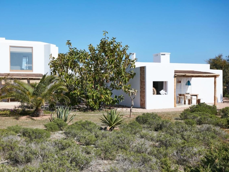 Can Tres Formentera self-catering cala Mignon 