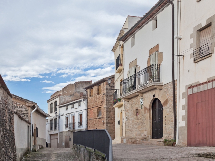  Villa zu vermieten in Navarra mit 3 Zimmern in dem Dorf Casa La Rinconada in Azuelo Navarra