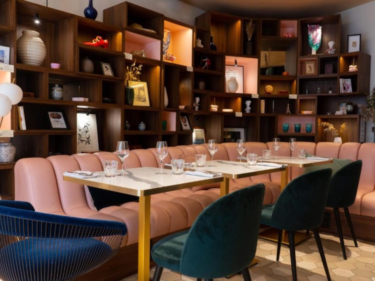 Boutique-Hotel, Marais Paris, elegante Innenräume, kreative Atmosphäre, historischer Charme