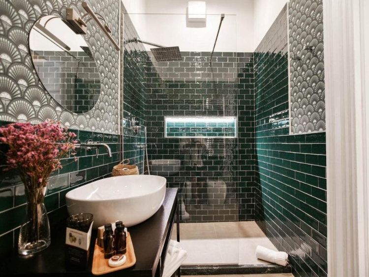 Stilvolles Badezimmer im Famiy Affair