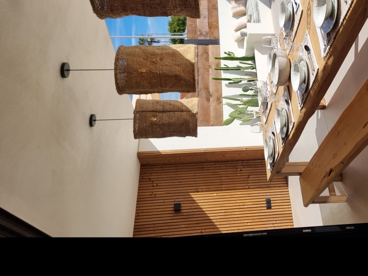 Porto Covo Beach House: Ein stilvolles Ferienhaus am Meer in Porto Covo