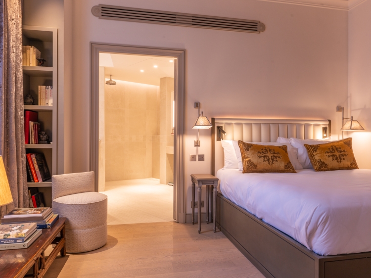 SUITE EXECUTIVE Cohen-Montesquieu