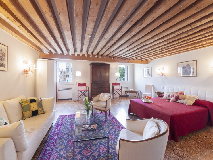 Charmante Unterkunft Kanal Blick Palazzo Foscolo - Casa de Uscoli Romantisches Historiches Gebäude Venedig