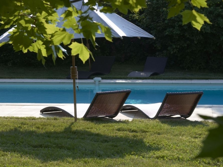  Le Prieuré des Sources Hotel romantisch trendy gute Küche traumhafte Landschaft 