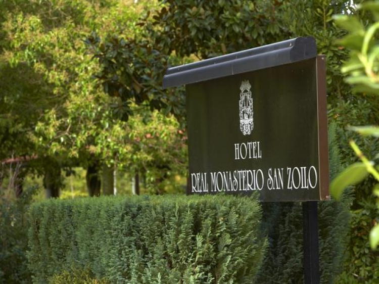 Real Monasterio de San Zoilo hotel castilla y leon 